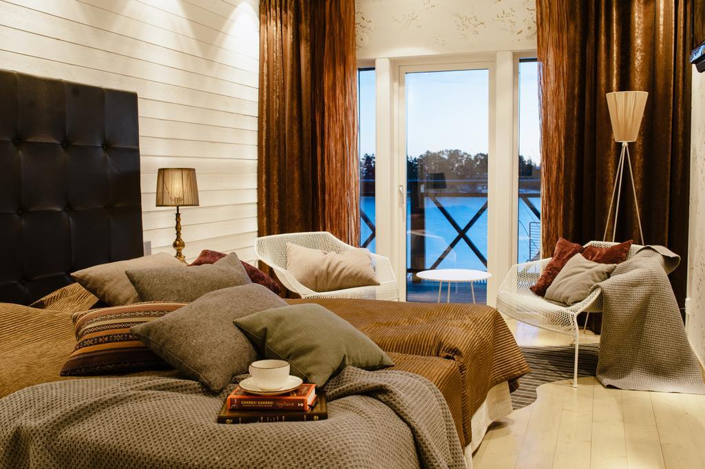 Ulvo Hotell Ulvöhamn Exteriör bild