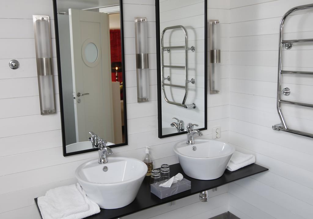 Ulvo Hotell Ulvöhamn Rum bild